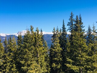 Obraz premium Scenic Jasper National Park with perfect blue skies