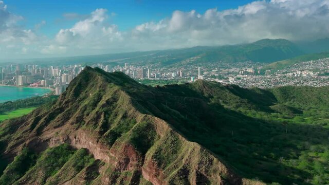 Oahu island, Hawaii. United States. Aerial view of Diamond Head Crater and the Kapi olani Regional Park with Honolulu skyline in the background. 