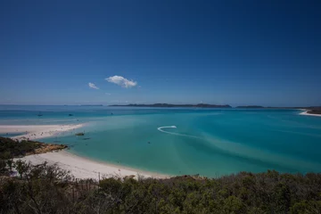 Crédence de cuisine en verre imprimé Whitehaven Beach, île de Whitsundays, Australie Whitehaven Beach with a jet ski