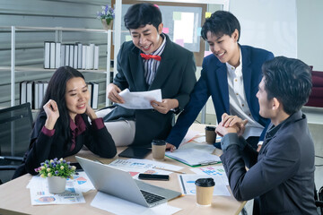 Successful happy workers Group of asian business people with diverse genders (LGBT) workers with in company workers Group of asian business people and support in the meeting room at office