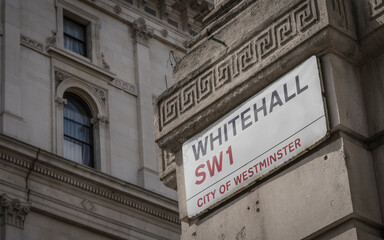 Fototapeta premium city street sign in london