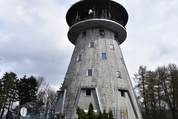 Wieża radiowo-telewizyjna na Łysej Górze, Świętokrzyskie,  - obrazy, fototapety, plakaty