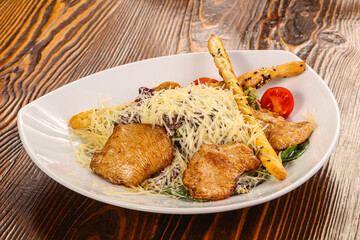Caesar salad with roasted chicken