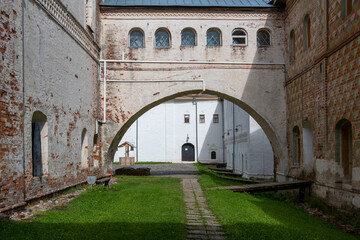 Fototapeta premium Quiet corner of the Rostov Kremlin on sunny summer day. Yaroslavl Oblast, Russia..