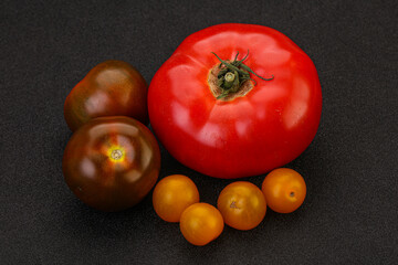 Tomato mix - red, yellow and cumato