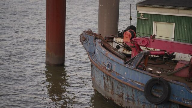 Altes rostiges Schiff
