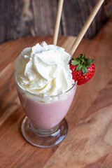 strawberry smoothie shake 