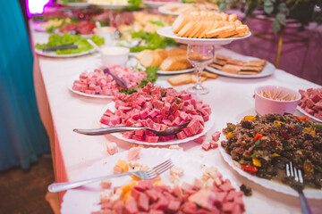 bar food, finger food, snack 