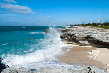 Fototapeta na wymiar Grand Bahama Island Small Beach And Waves