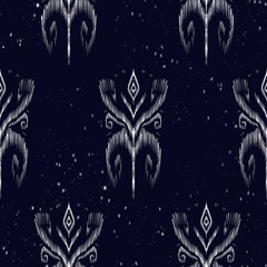 Fototapeta premium Ikat pattern motif aztec textile fabric boho bohemian ethnic tribal mandalas native carpet geometric 
