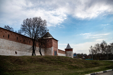 Obraz premium ancient stone fortress-kremlin in Zaraysk on a spring sunny day