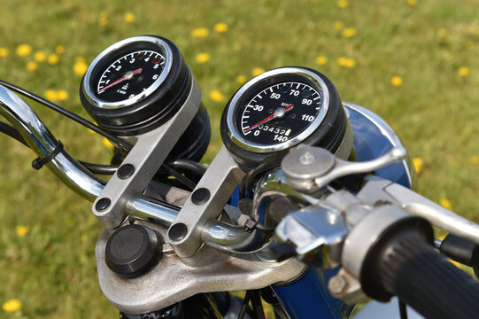 Tachometer und Drehzahlmesser MZ TS 150