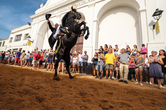 Colcada, cabalgada de recogimiento de Caixers,  fiestas de Sant Llu&iacute;s,Iglesia Parroquial de Sant Llu&iacute;s, estilo neocl&aacute;sico ,siglo XVII, Menorca, balearic islands, Spain