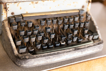 Old and rusty type writer