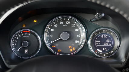 Car dashboard panel, Automobile speedometer and display control system, Engine started in parking...