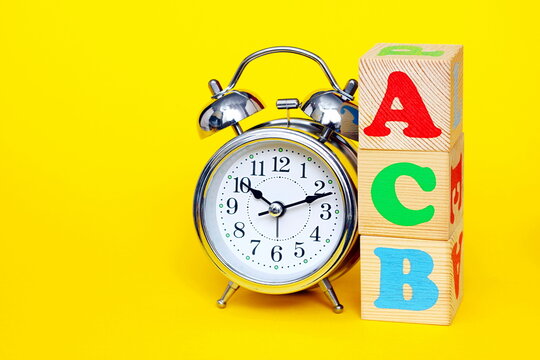 ABC - acb - not consistently the first letters of the English alphabet. Dyslexia concept.