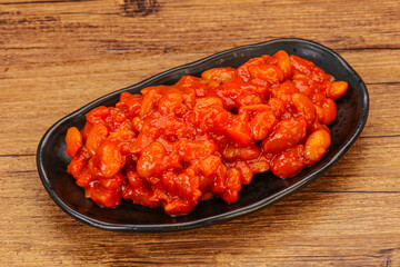 Baked kidney with tomato and pepper