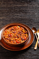 vegetarian chili with kidney beans and lentils
