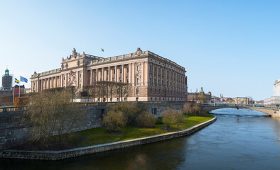 Fototapeta na wymiar Swedish government house in Stockholm a sunny spring morning. 21-04-24
