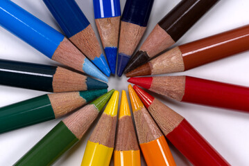 Naklejka premium Close-up circle of color Pencils.