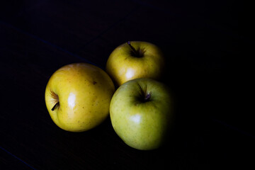 Apples old English yellow green