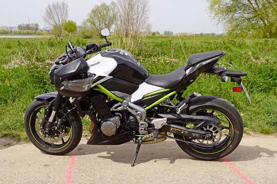 Kawasaki Z 900