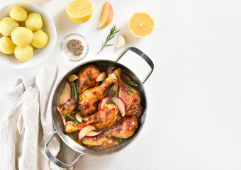 Chicken drumsticks baked with apples