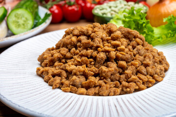 Vegetarian minced meat imitation made from grains, soybeans, vegetables and legumes