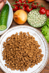 Vegetarian minced meat imitation made from grains, soybeans, vegetables and legumes
