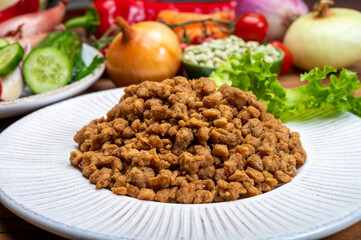 Vegetarian minced meat imitation made from grains, soybeans, vegetables and legumes