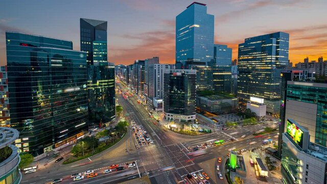4K.Time lapse Tram fast speed and sunset  at gangnam sqare seoul city south korea