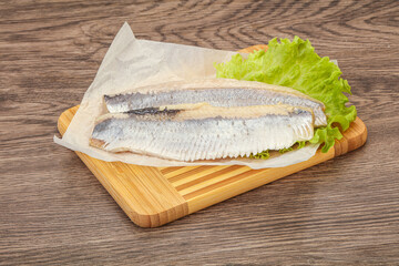 Herring fillet with salad leaves