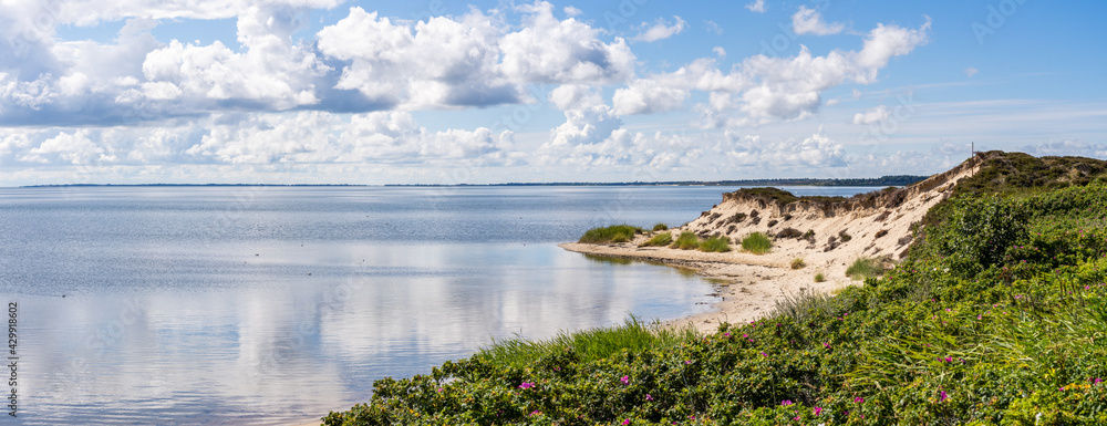 Wall mural panoramic view of the north sea coast on sylt, schleswig-holstein, germany
