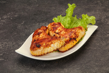 Roasted chicken wings with spices