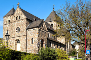 Fototapeta na wymiar Mariae parish church in Altenahr, Germany - Pfarrkirche Mariä in Altenahr, Deutschland