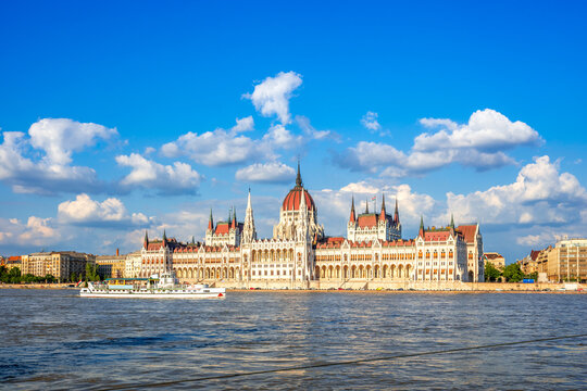 Parlament, Donau, Budapest, Ungarn 