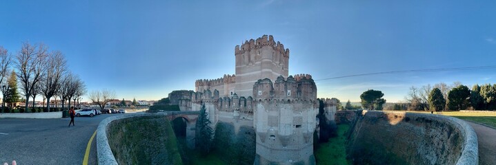 Atardecer medieval / Medieval Sunset

