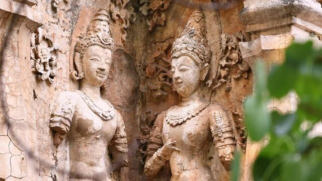 Wat Chet Yot, seven pagoda temple in Chiangmai 