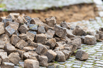 Pflastersteine auf einer Baustelle