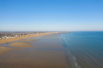 L'immense plage de Sword beach à Hermanville sur Mer en France, en Normandie, dans le Calvados, au...