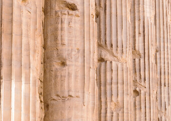 detalle de columnas de la antigua Roma