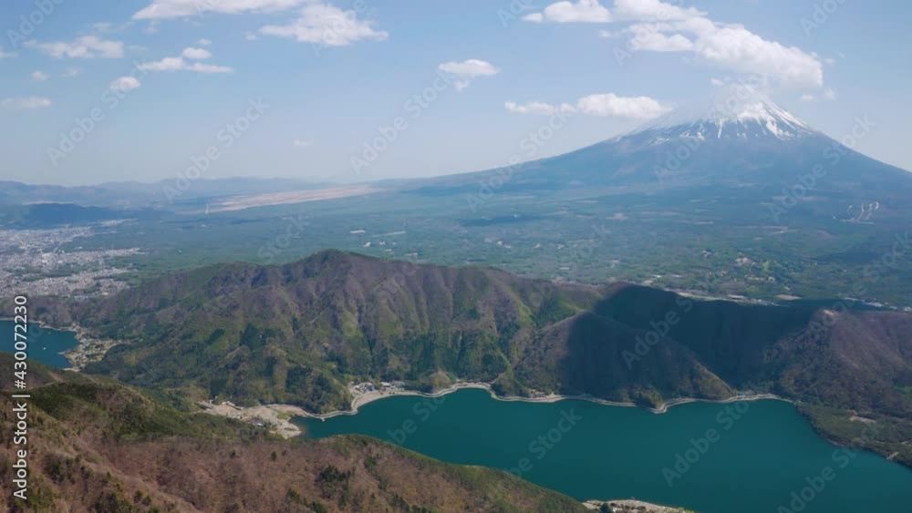 Poster 雪頭ヶ岳からの富士山と西湖空撮