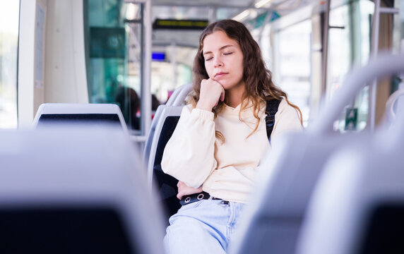 รูปภาพCitybus – เลือกดูภาพถ่ายสต็อก เวกเตอร์ และวิดีโอ107 | Adobe Stock