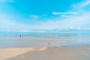 Fototapeta na wymiar The beach and the sea during the day
