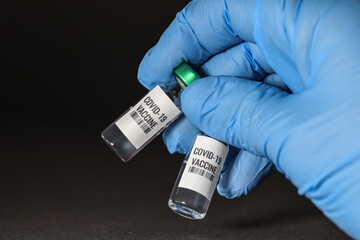covid-19 coronavirus epidemie virus vaccin vaccination medecine
