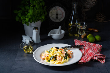 Tagliatelle with salmon and spinach in a cream sauce