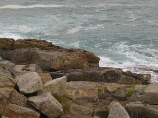 ocean waves on the rocks