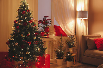 Fototapeta na wymiar Living room with Christmas decorations. Festive interior design