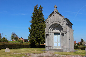 MONS EN PEVELE