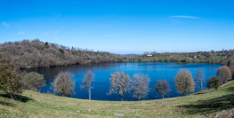 Das Weinfelder Maar bei Daun in der Vulkaneifel